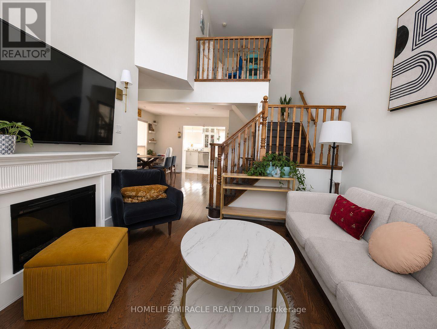 1324 Ridgebank Drive, Oakville, Ontario  L6M 4A5 - Photo 6 - W13725308