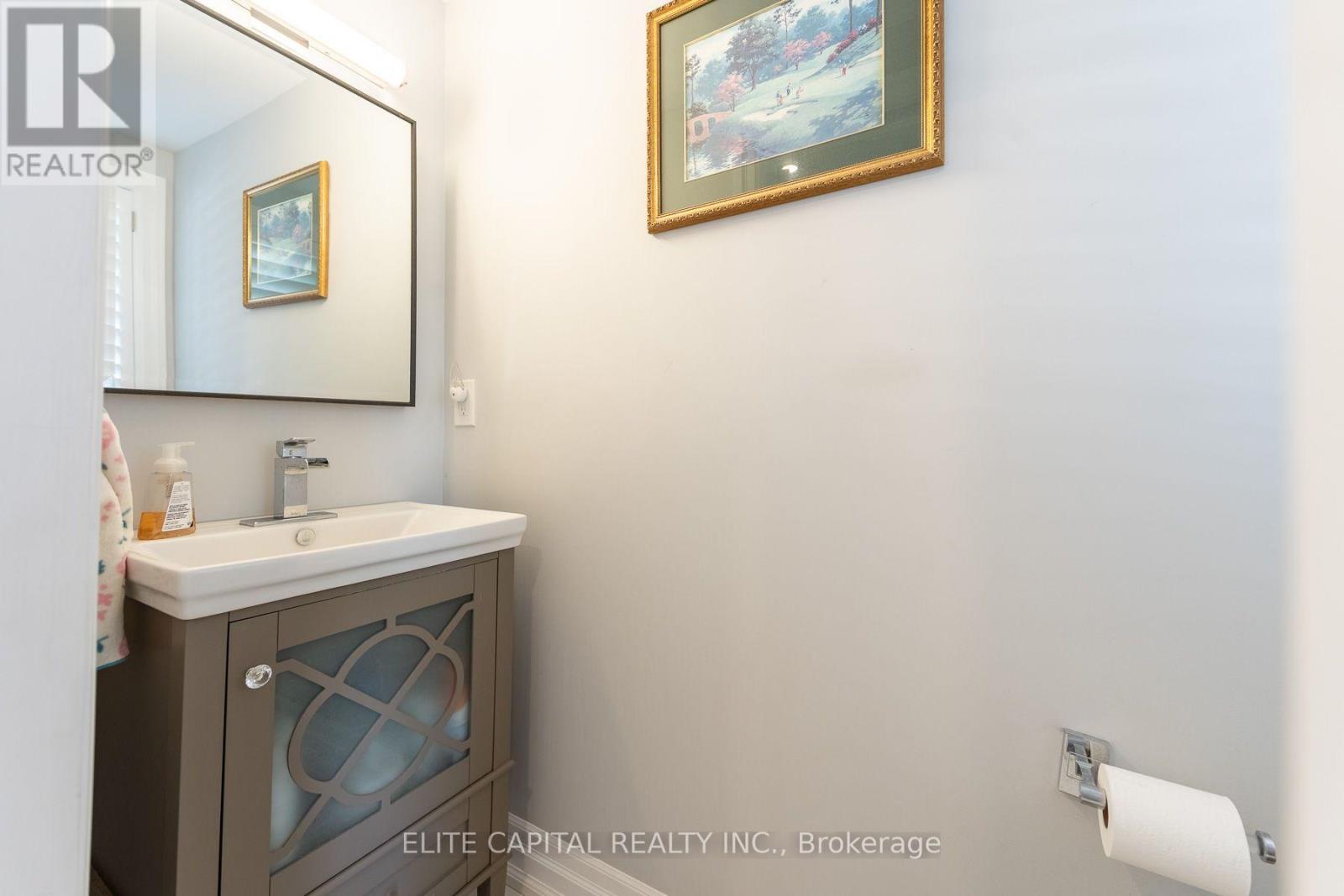 405 King Street E, East Gwillimbury (Mt Albert), Ontario  L0G 1M0 - Photo 7 - N13732596