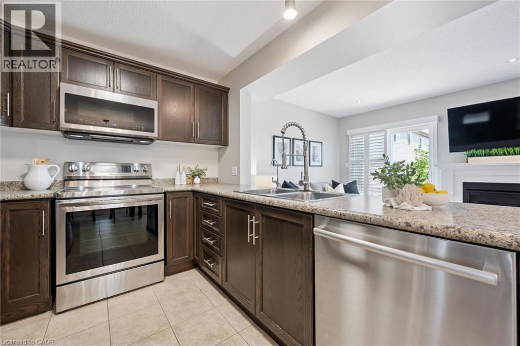 99 Country Club Estates Drive, Elmira, Ontario  N3B 0B4 - Photo 11 - 40849911