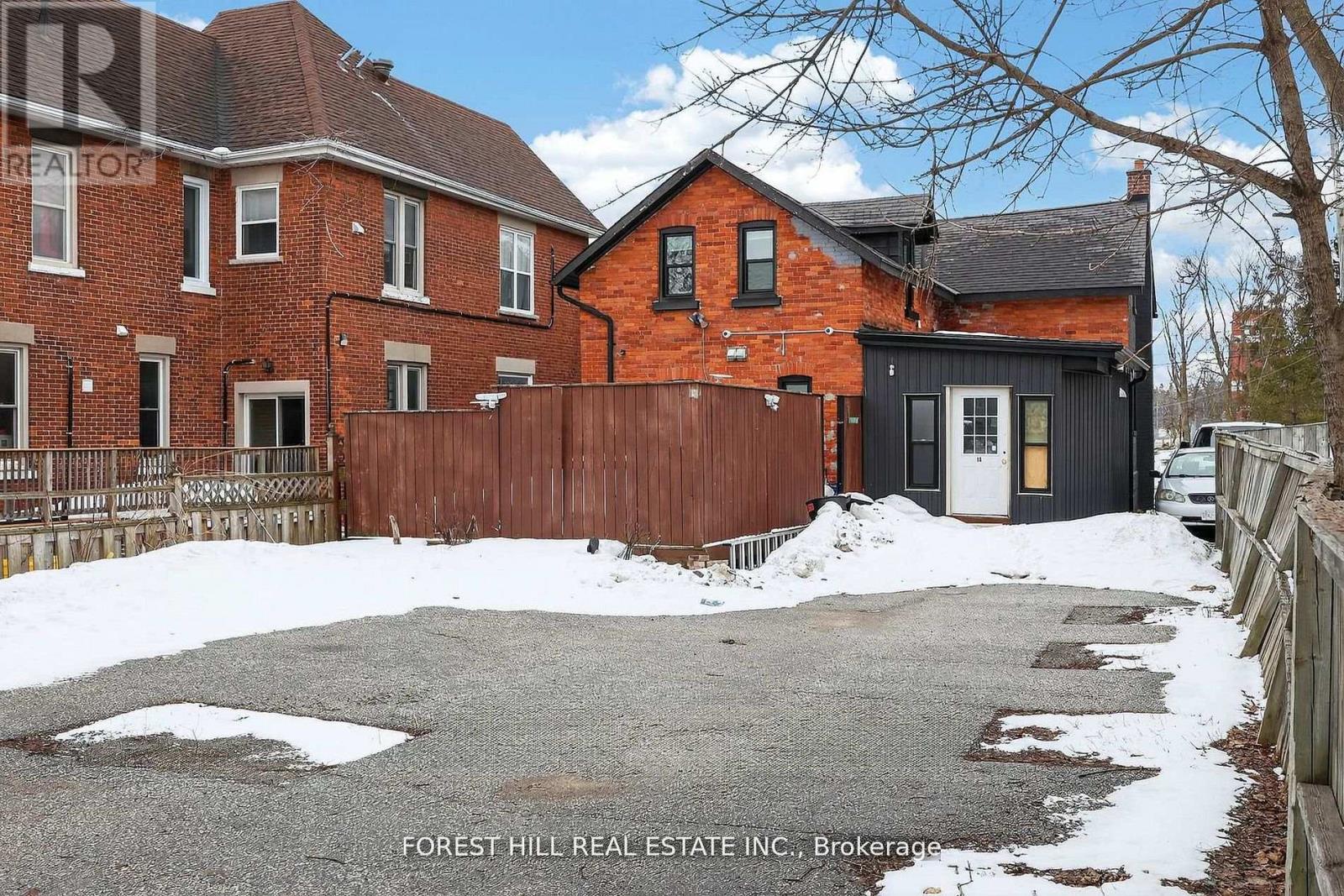 89 Toronto Street, Barrie (City Centre), Ontario  L4N 1V1 - Photo 28 - S13732462