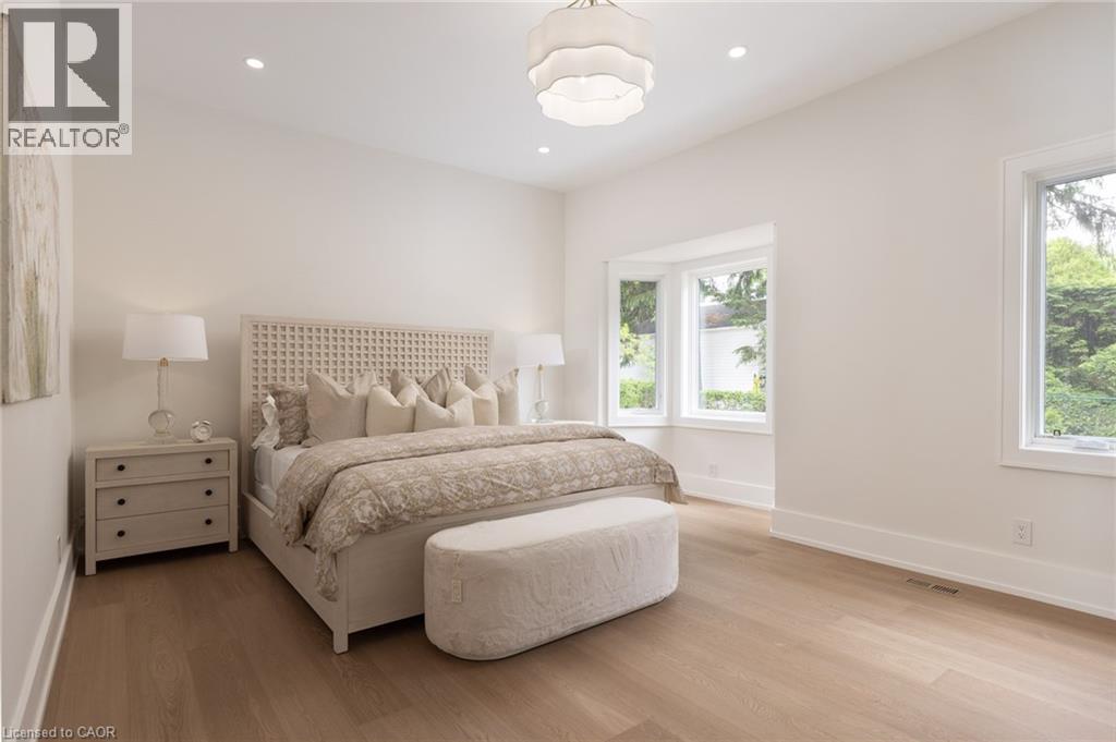 21 Second Street, Oakville, Ontario  L6J 3T1 - Photo 19 - 40850223