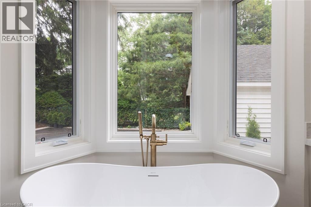 21 Second Street, Oakville, Ontario  L6J 3T1 - Photo 22 - 40850223