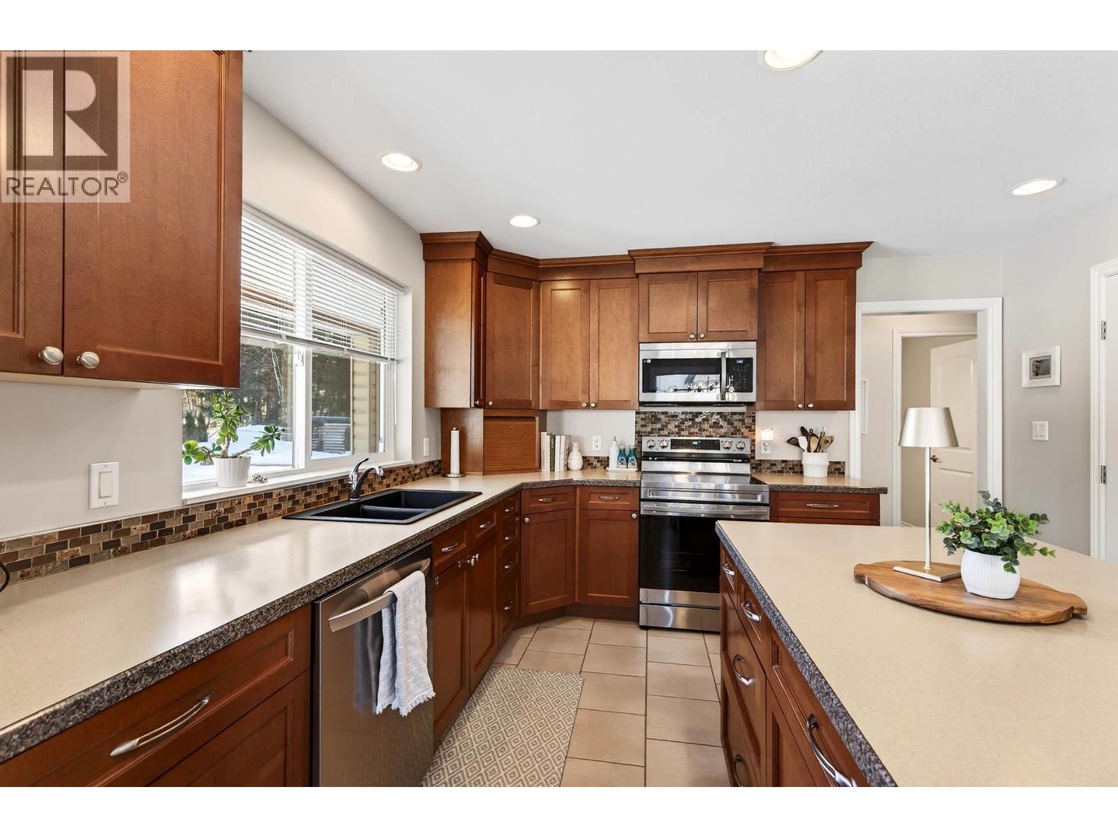370 Wyndhaven Place, Clearwater, British Columbia  V0E 1N1 - Photo 5 - 10389571
