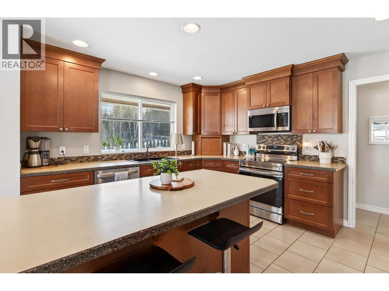 370 Wyndhaven Place, Clearwater, British Columbia  V0E 1N1 - Photo 8 - 10389571