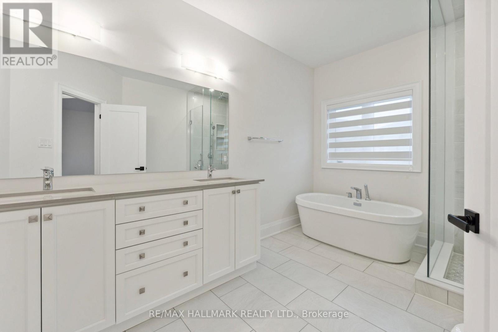 7 Kessler Drive, Caledon, Ontario  L6R 0B8 - Photo 34 - W13732324