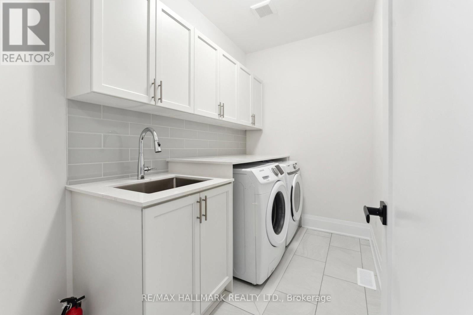 7 Kessler Drive, Caledon, Ontario  L6R 0B8 - Photo 47 - W13732324
