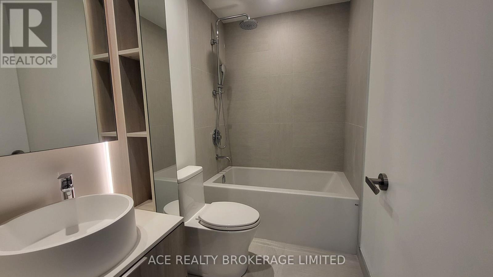 1116 - 28 Ann Street, Mississauga, Ontario  L5G 3G1 - Photo 7 - W13732554