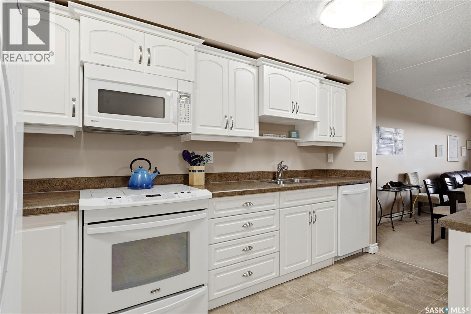 1001 3520 Hillsdale Street, Regina, Saskatchewan  S4S 5Z5 - Photo 7 - SK047156