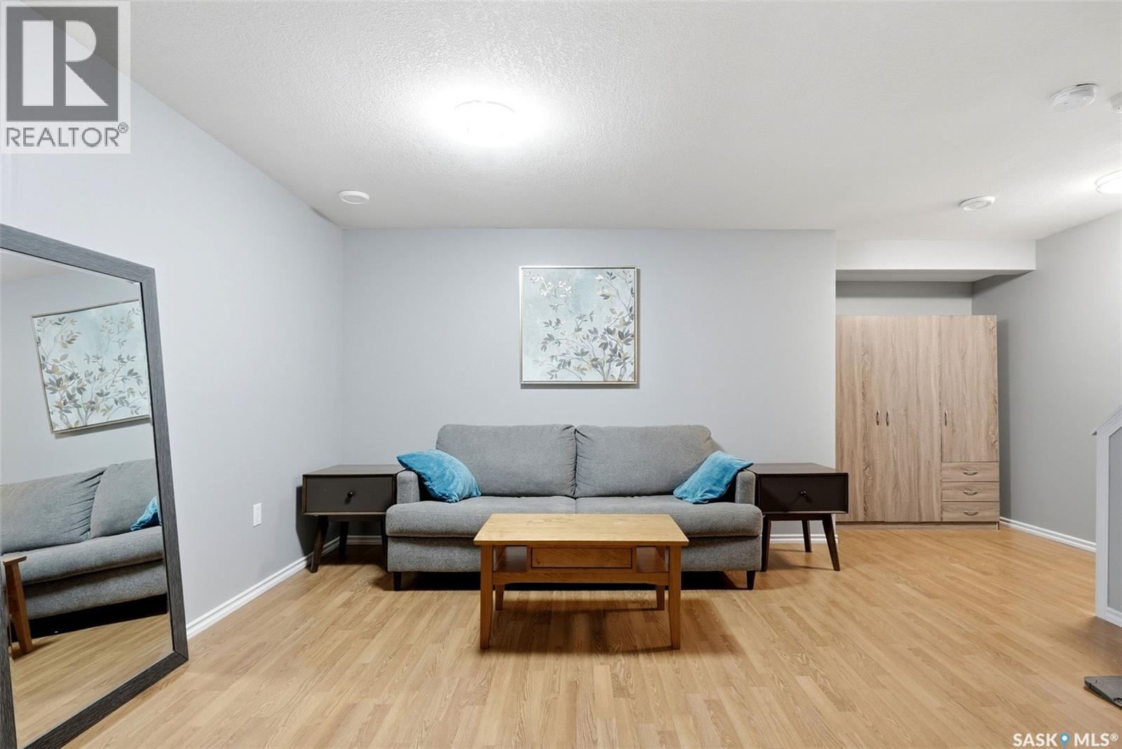 4935 Juniper Drive, Regina, Saskatchewan  S4X 4N8 - Photo 23 - SK047155