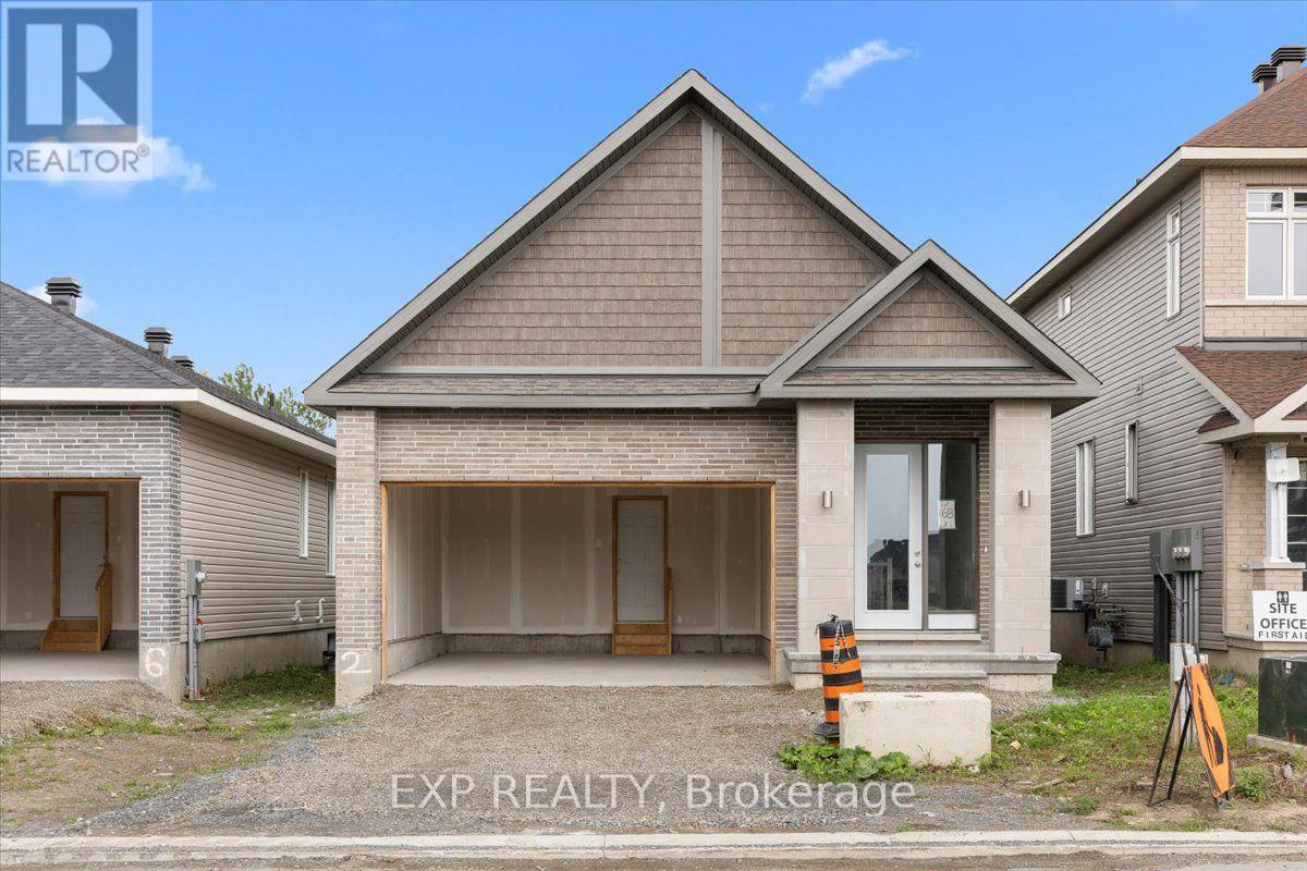 2 CORR COURT, Carleton Place, Ontario
