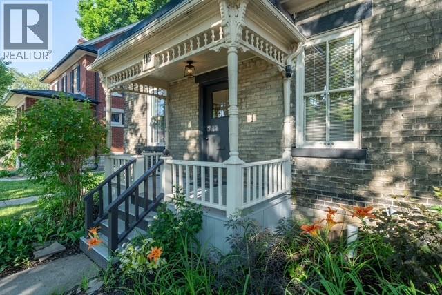 119 CHRISTINA STREET South Sarnia Ontario Canada N7T7J7 3