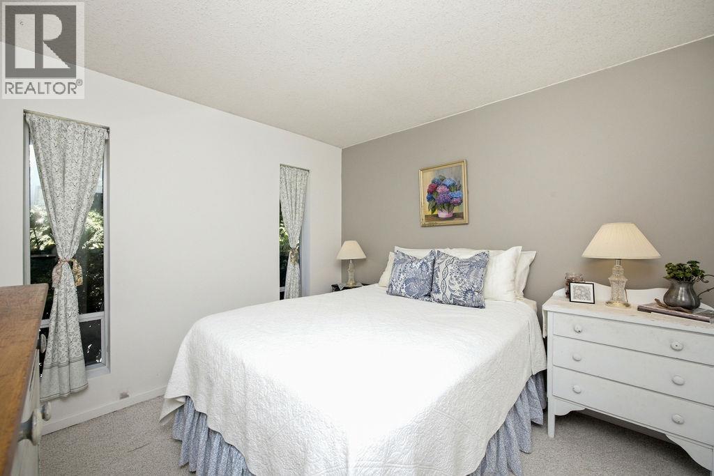 7321 Redrooffs Road, Sechelt, British Columbia  V7Z 0T3 - Photo 19 - R3160324