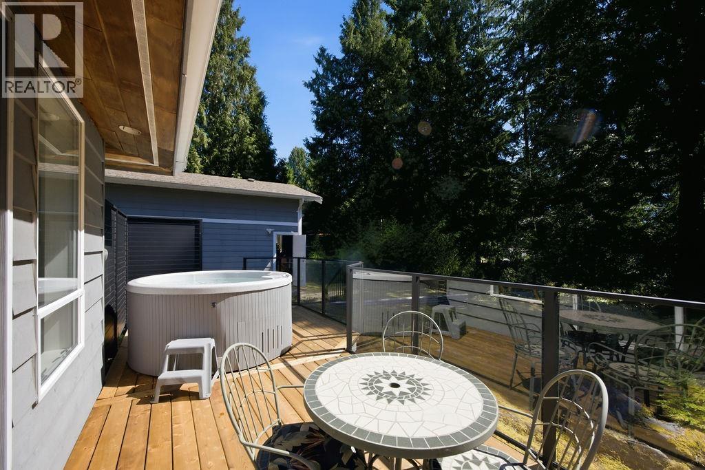 7321 Redrooffs Road, Sechelt, British Columbia  V7Z 0T3 - Photo 29 - R3160324