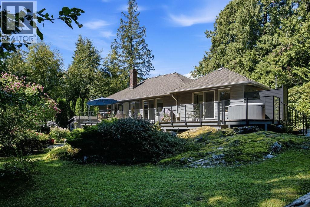 7321 Redrooffs Road, Sechelt, British Columbia  V7Z 0T3 - Photo 32 - R3160324