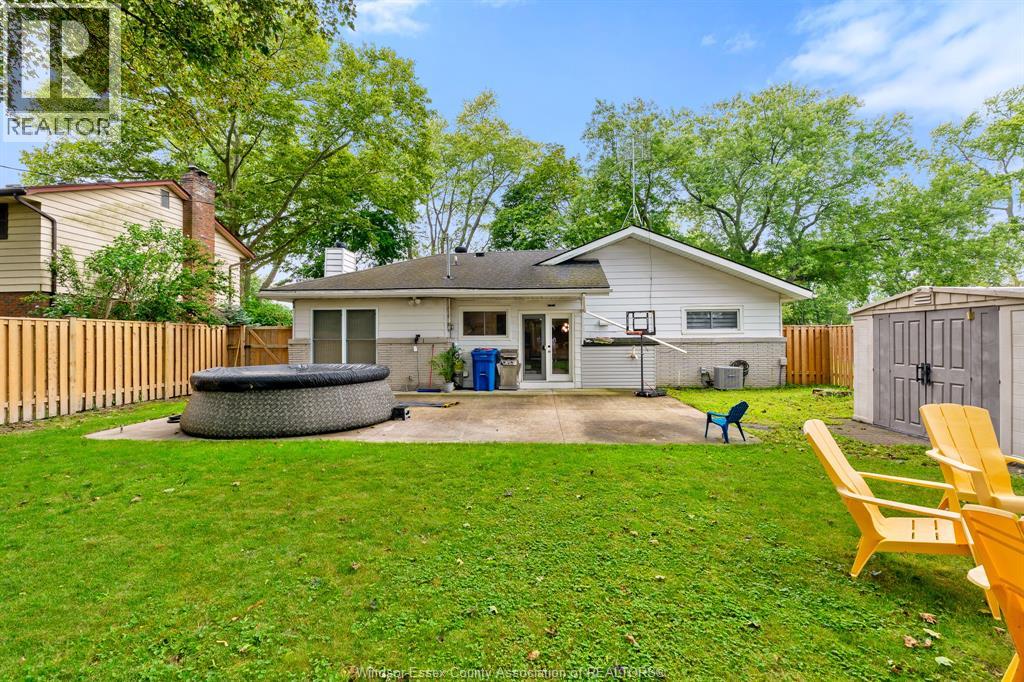 112 Clovelly, Tecumseh, Ontario  N8N 1G1 - Photo 26 - 26021340