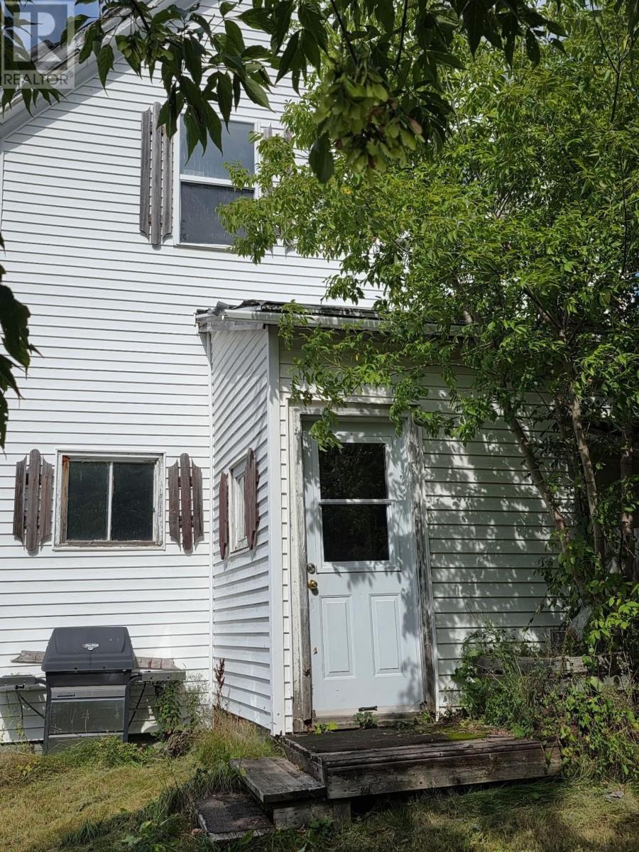 48 Ellis Street, Oxford, Nova Scotia  B0M 1P0 - Photo 3 - 202622118