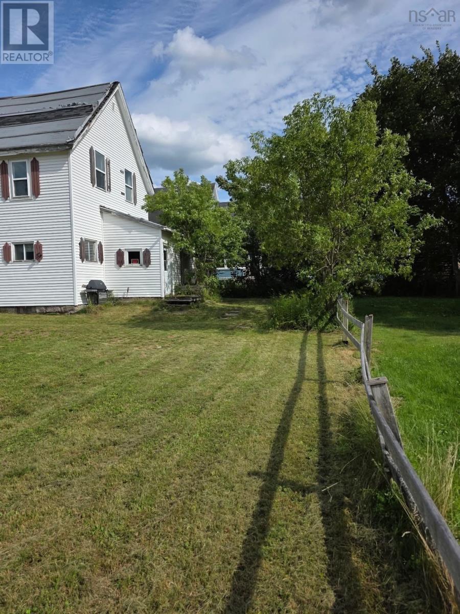 48 Ellis Street, Oxford, Nova Scotia  B0M 1P0 - Photo 5 - 202622118