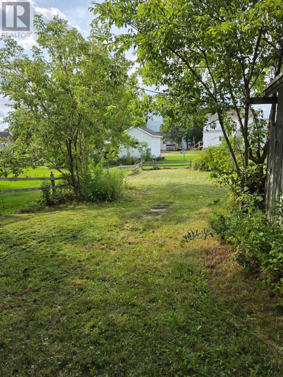 48 Ellis Street, Oxford, Nova Scotia  B0M 1P0 - Photo 7 - 202622118