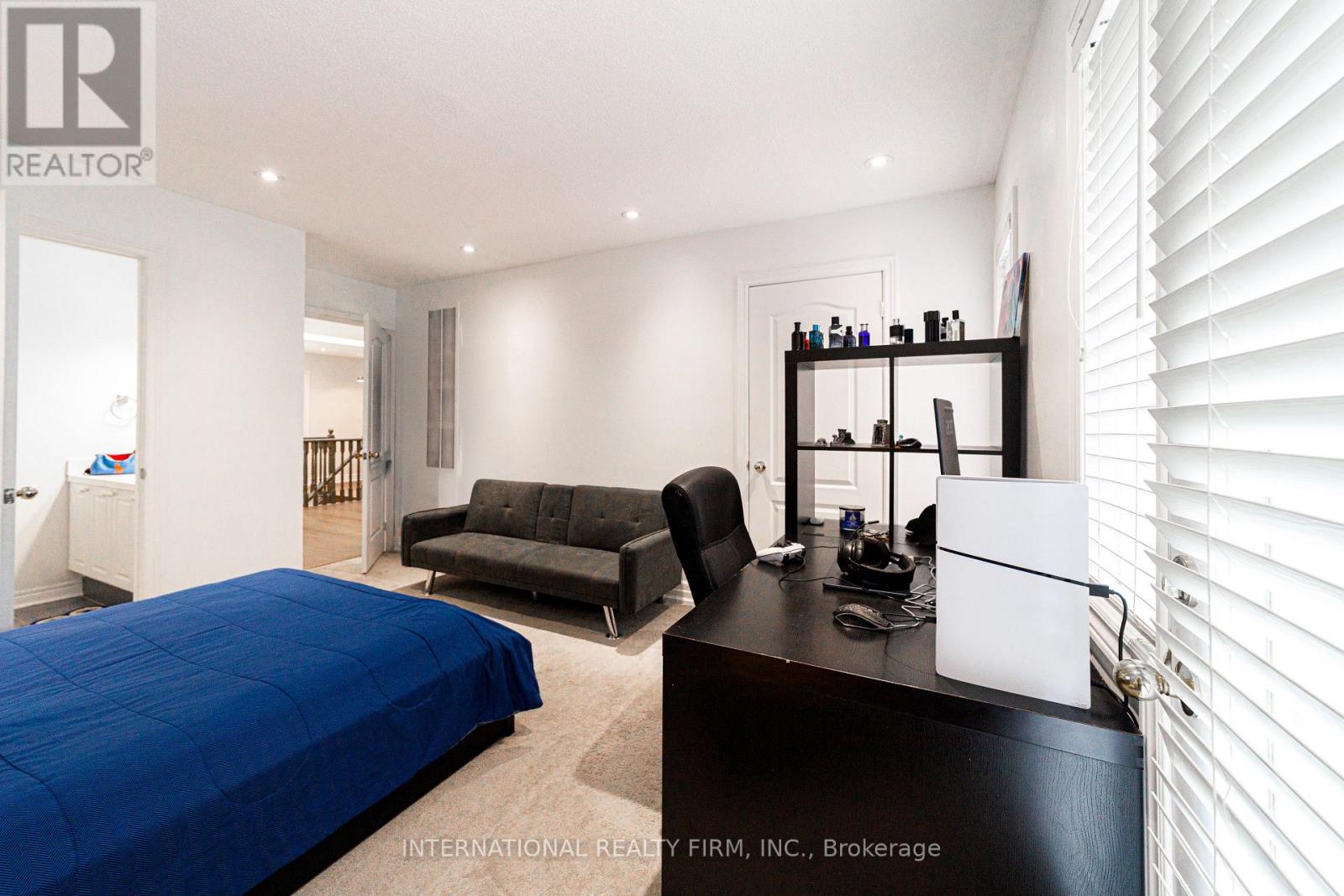 74 Regatta Avenue, Richmond Hill, Ontario  L4E 4R1 - Photo 27 - N13729040