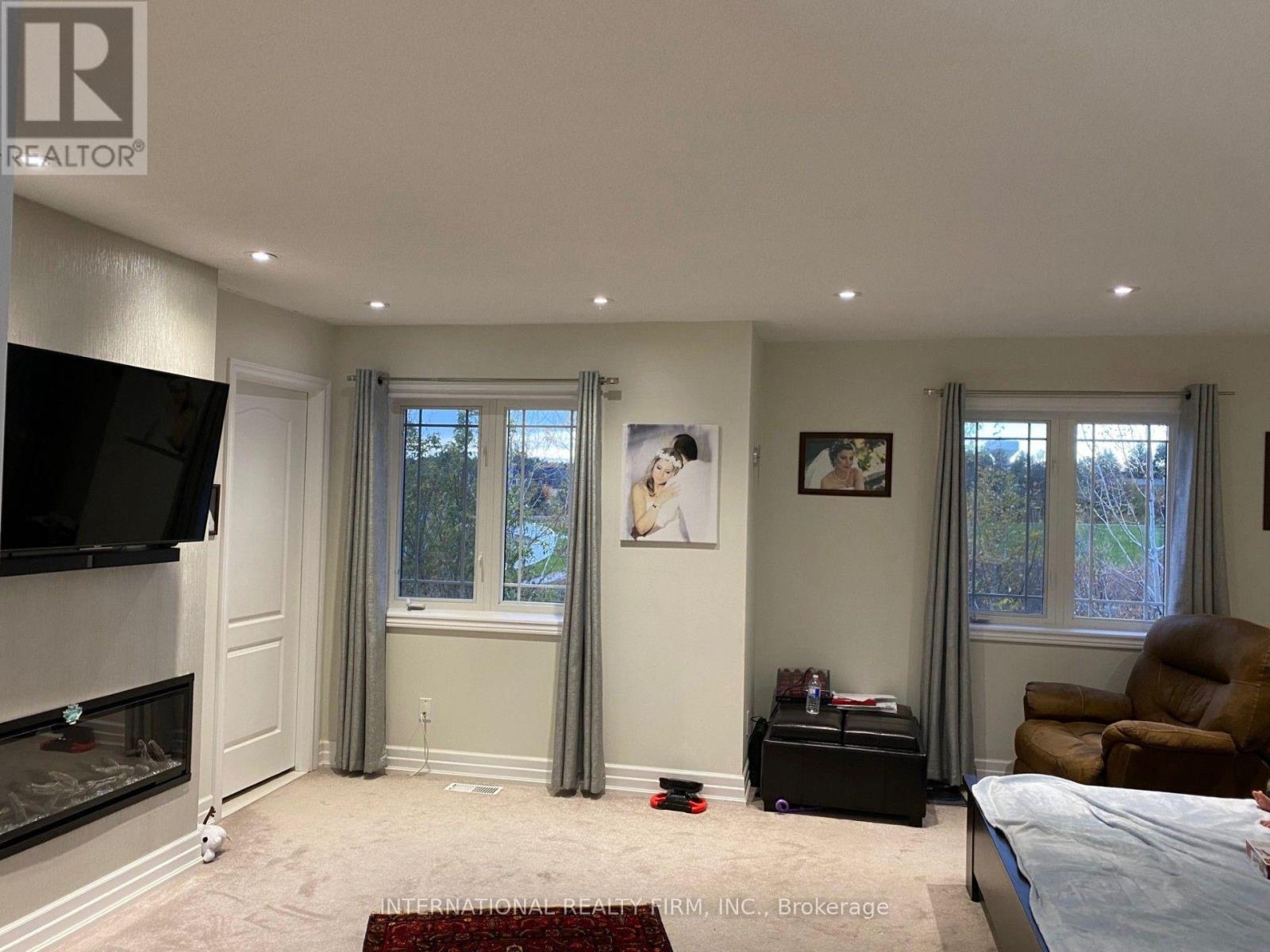 74 Regatta Avenue, Richmond Hill, Ontario  L4E 4R1 - Photo 24 - N13729040