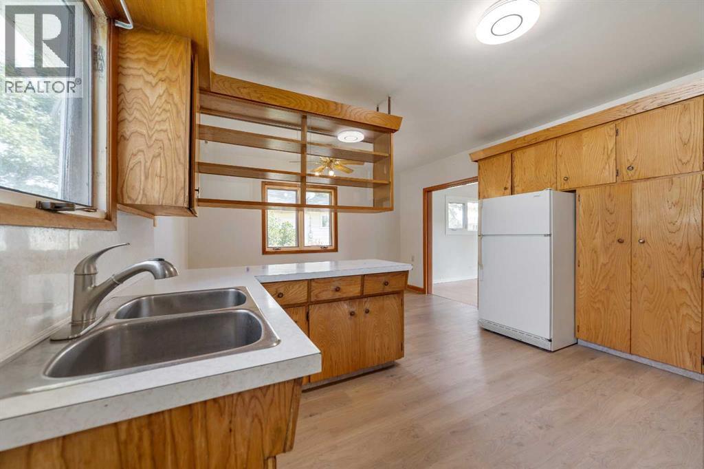 211 9 St  N, Vauxhall, Alberta  T0K 2K0 - Photo 15 - A2329865