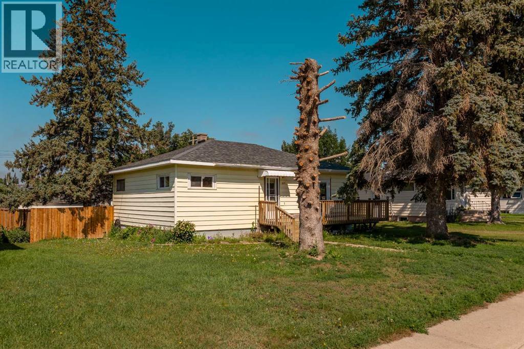 211 9 St  N, Vauxhall, Alberta  T0K 2K0 - Photo 2 - A2329865