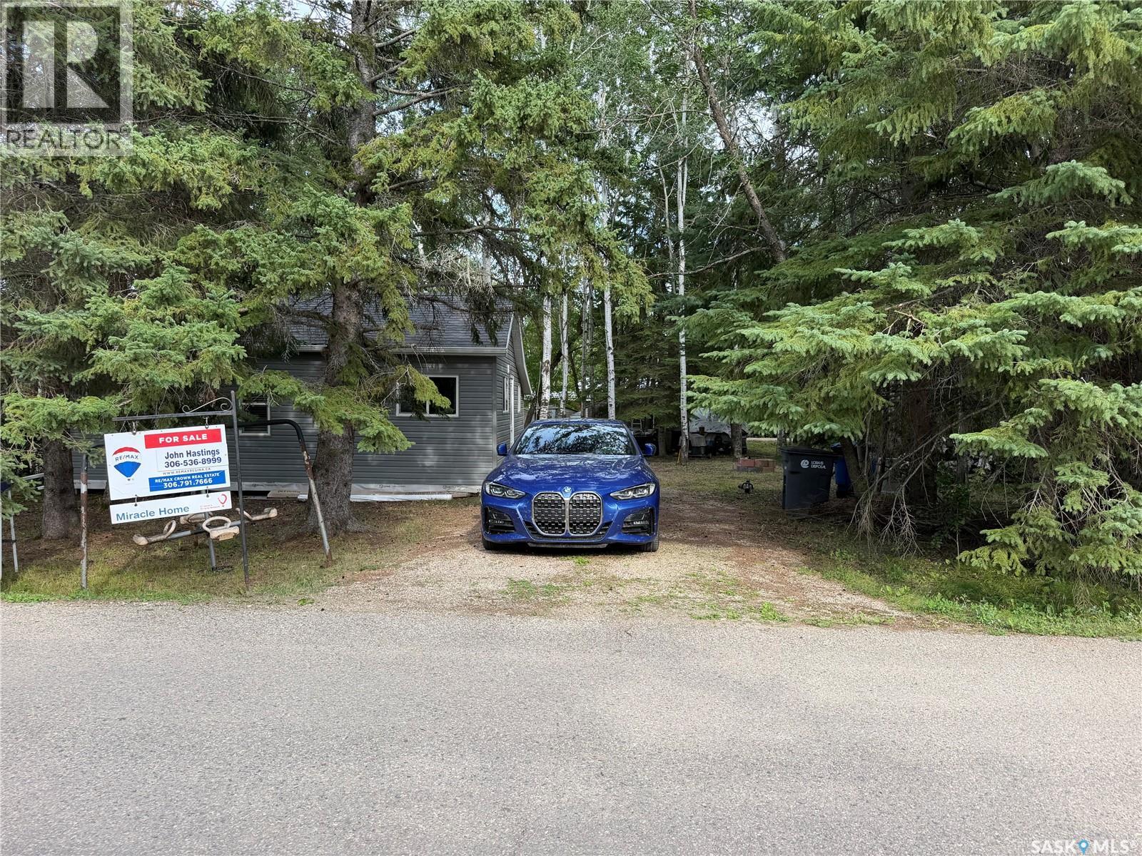 22 Birch Crescent, Moose Mountain Provincial Park, Saskatchewan   - Photo 2 - SK046995
