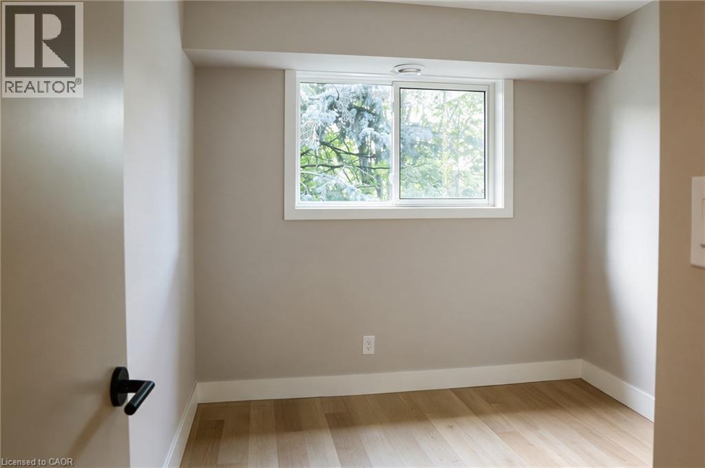 3085 Kingsway Drive Unit# 22, Kitchener, Ontario  N2C 2P1 - Photo 9 - 40859683