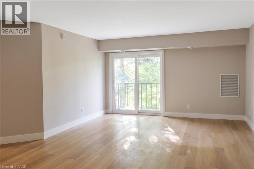 3085 Kingsway Drive Unit# 22, Kitchener, Ontario  N2C 2P1 - Photo 7 - 40859683