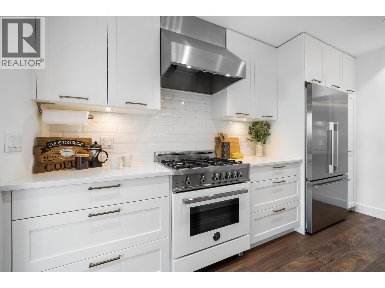 305 168 E 35th Avenue, Vancouver, British Columbia  V5W 1A6 - Photo 12 - R3159954