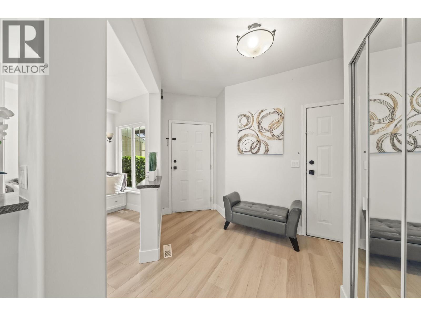 12 1765 Paddock Drive, Coquitlam, British Columbia  V3E 3J1 - Photo 2 - R3160339