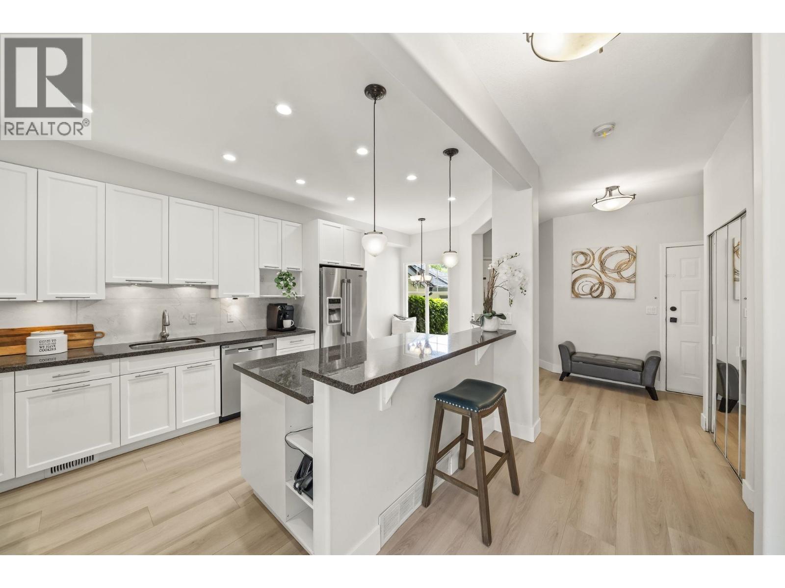 12 1765 Paddock Drive, Coquitlam, British Columbia  V3E 3J1 - Photo 4 - R3160339