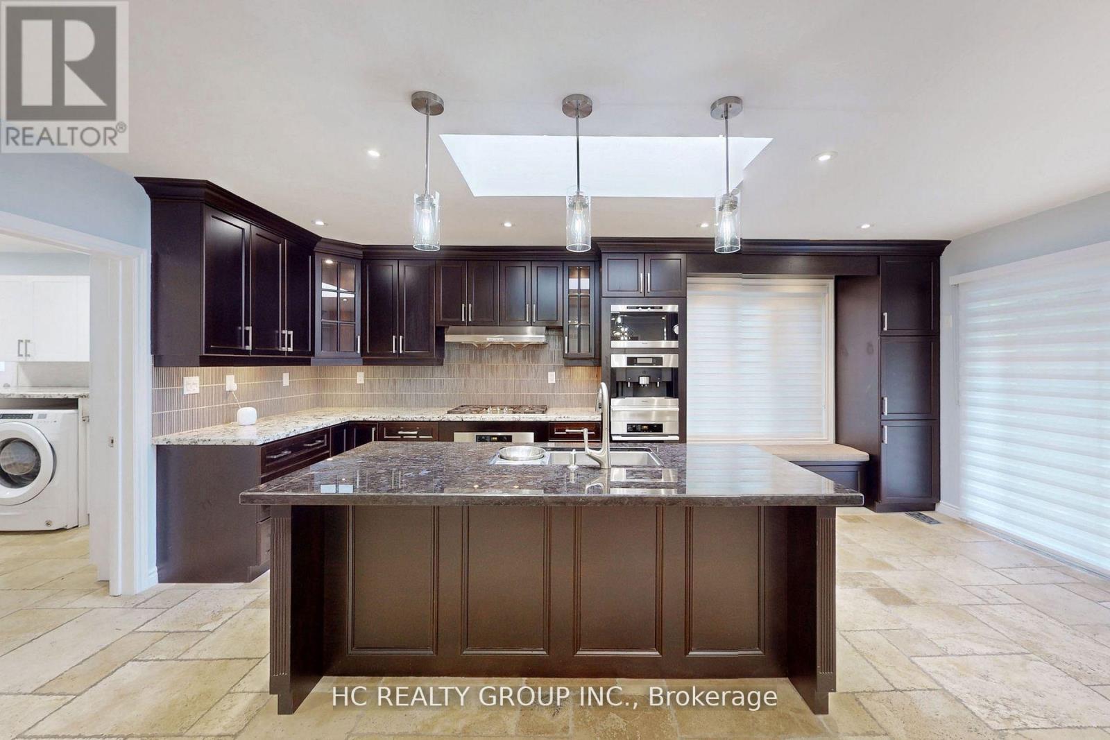 83 Fairway Heights Drive, Markham, Ontario  L3T 3A7 - Photo 11 - N13732638