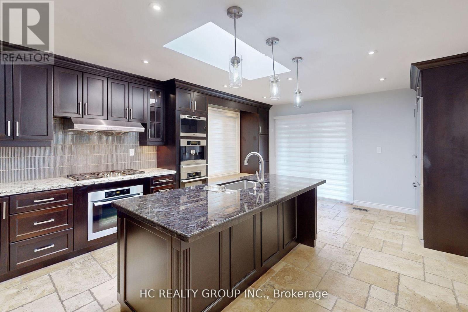 83 Fairway Heights Drive, Markham, Ontario  L3T 3A7 - Photo 12 - N13732638