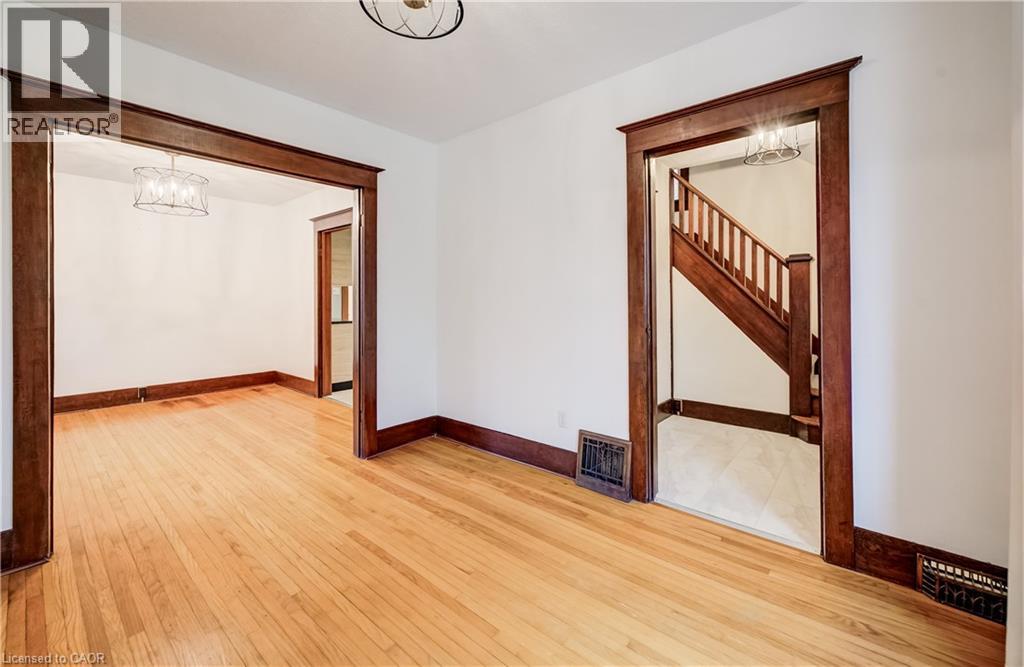 156 Glasgow Street, Kitchener, Ontario  N2G 2G9 - Photo 6 - 40859797