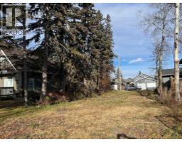 5027 35 Street, Sylvan Lake, Alberta