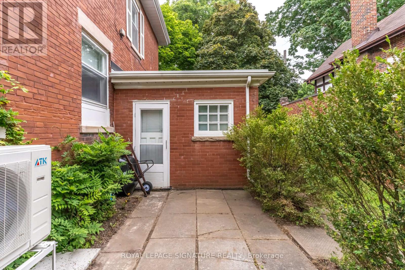 22 Peel Avenue, Brampton, Ontario  L6W 1X2 - Photo 31 - W13732672