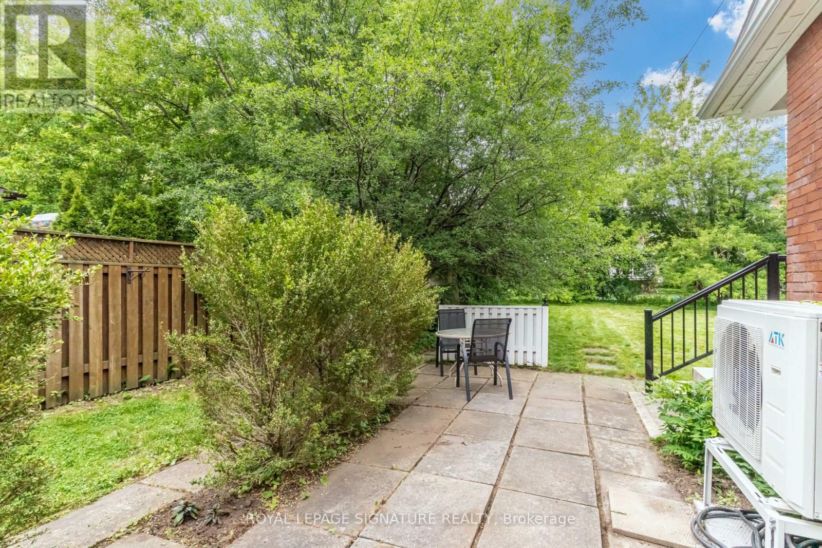 22 Peel Avenue, Brampton, Ontario  L6W 1X2 - Photo 32 - W13732672