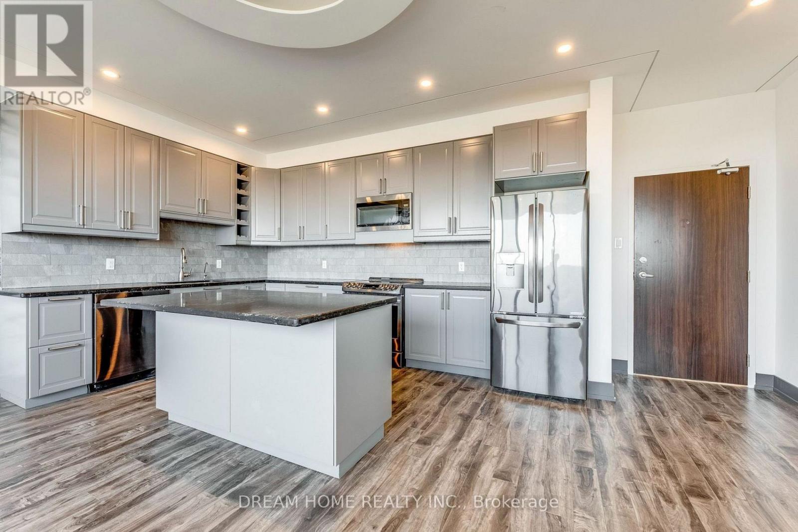 1010 - 2301 DERRY ROAD W, Mississauga, Ontario