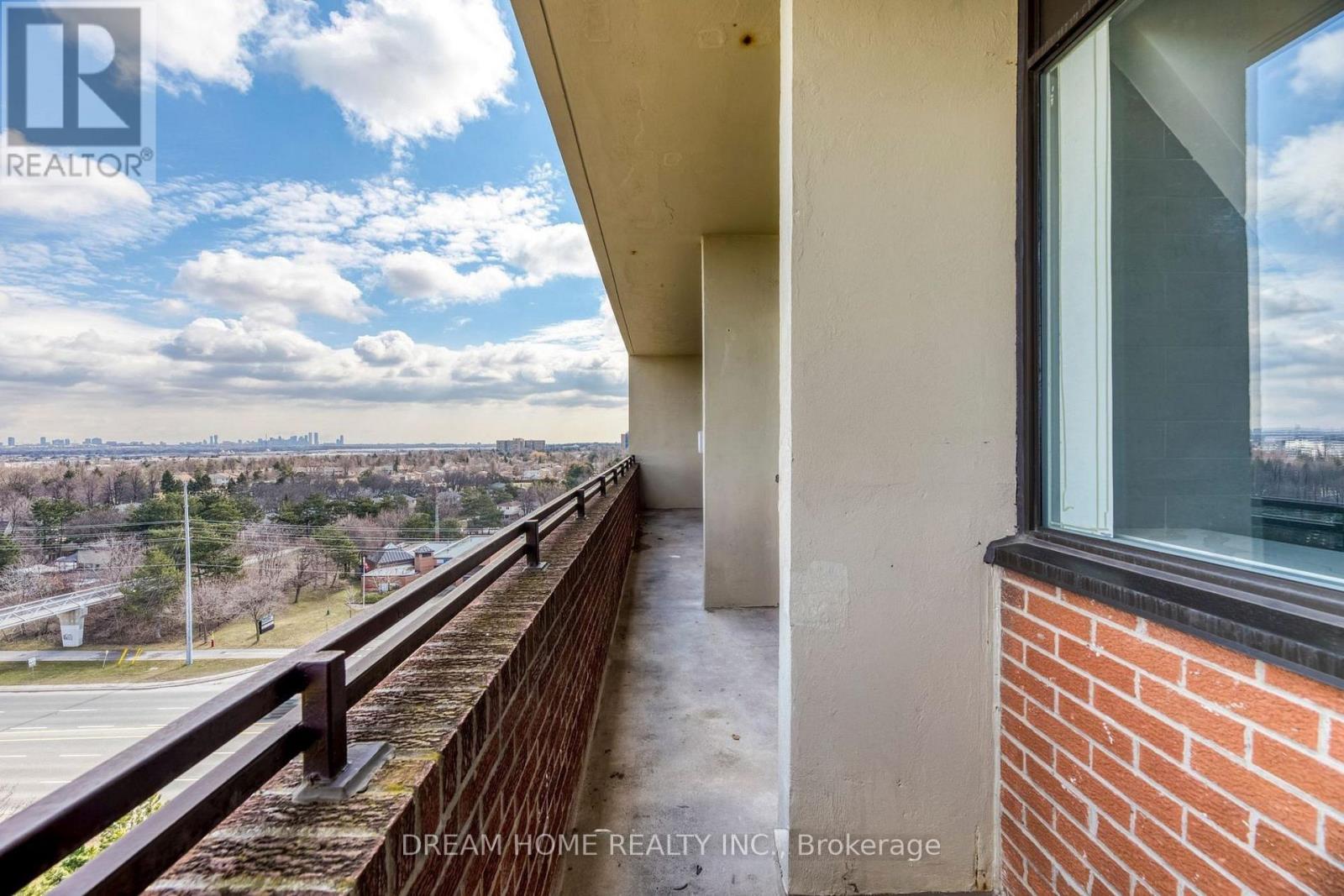 1010 - 2301 Derry Road W, Mississauga, Ontario  L5N 2R4 - Photo 12 - W13732754