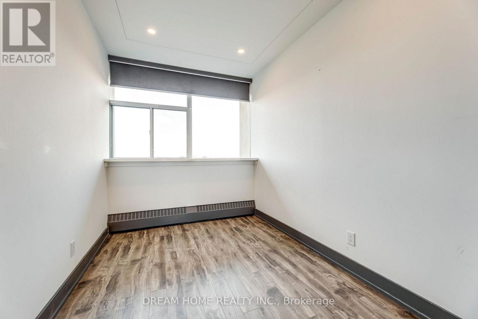 1010 - 2301 Derry Road W, Mississauga, Ontario  L5N 2R4 - Photo 8 - W13732754