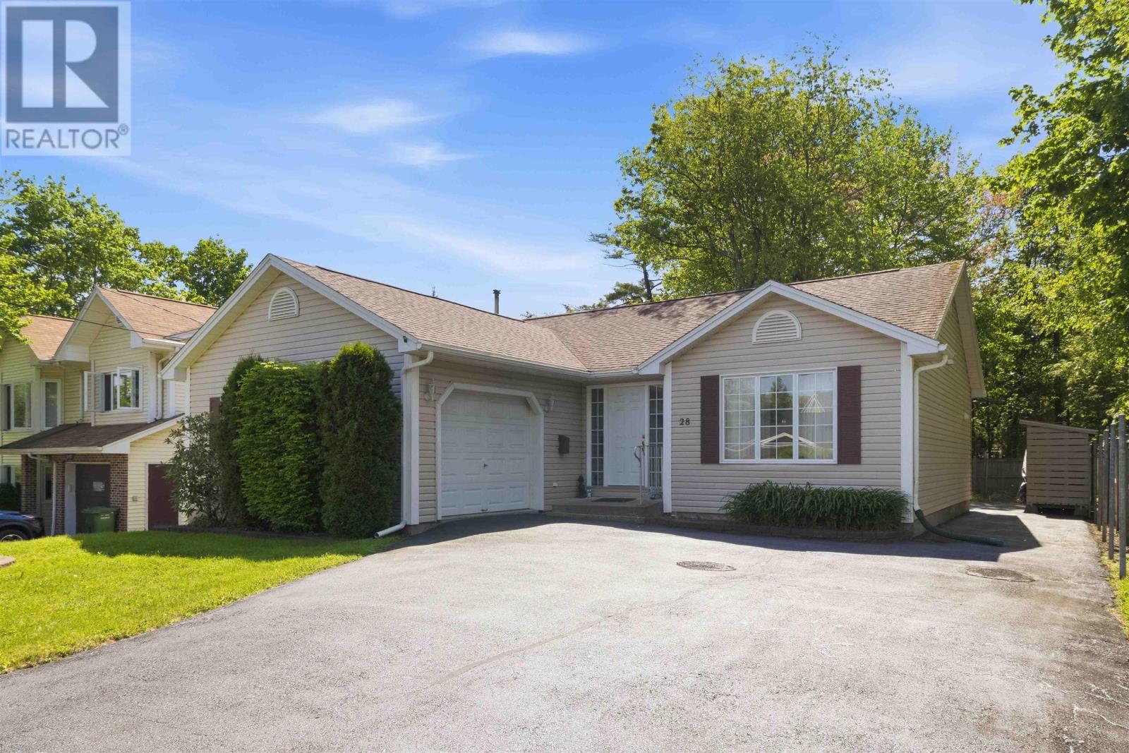 28 Fort Sackville Road, Bedford, Nova Scotia  B4A 2G5 - Photo 4 - 202622115