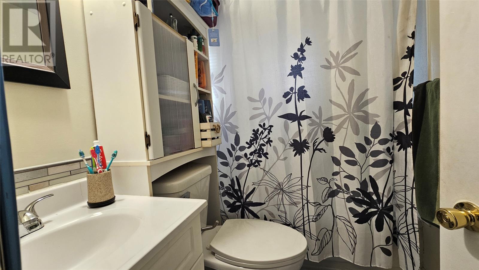 72 St Thomas Line, Paradise — photo 15