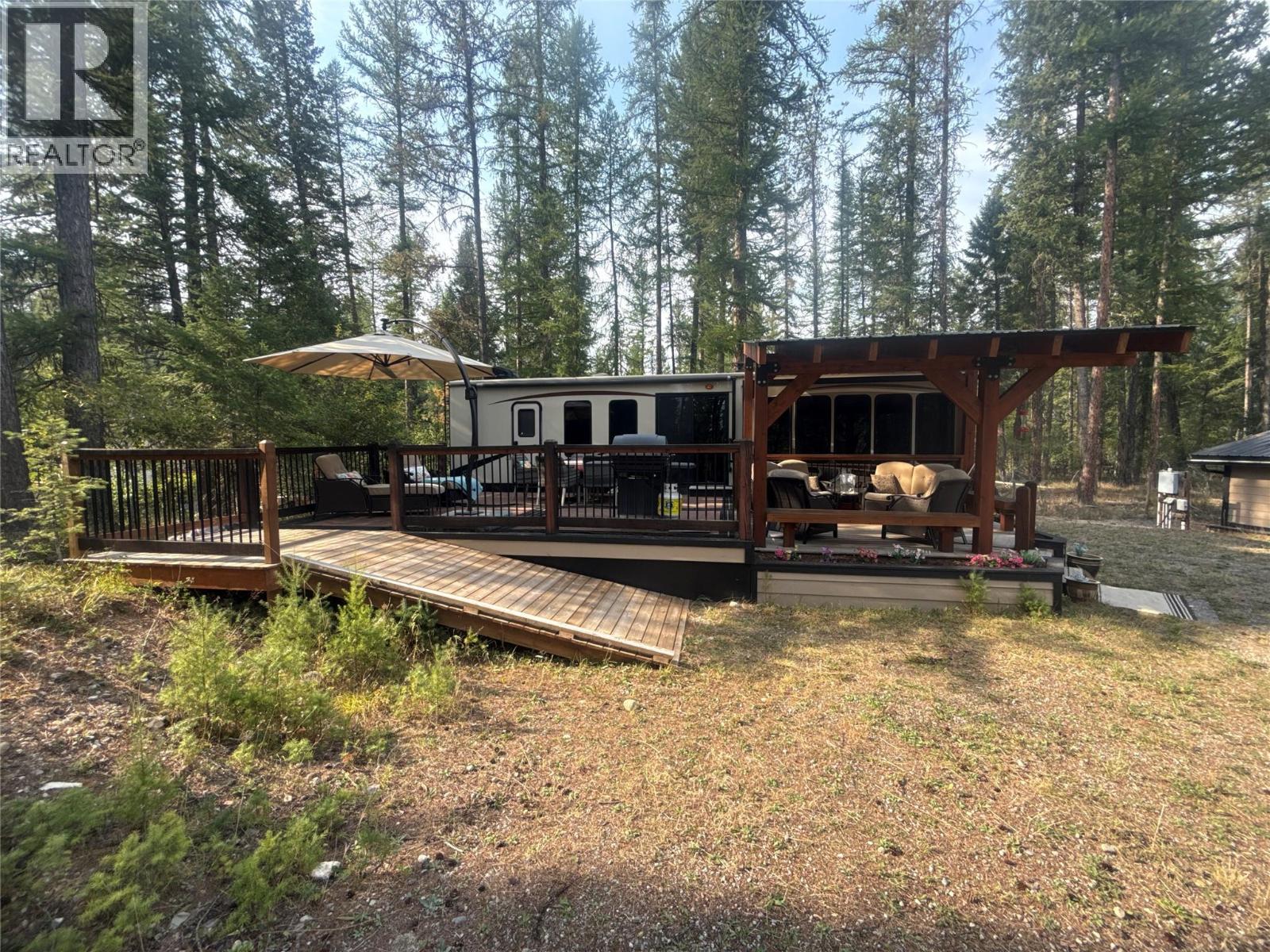 6729 Audia Road, Jaffray, British Columbia
