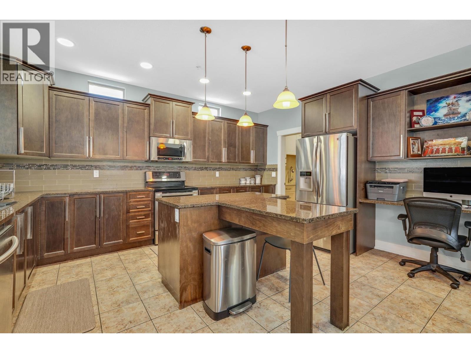 24760 Kimola Drive, Maple Ridge, British Columbia  V2W 0A6 - Photo 5 - R3160255