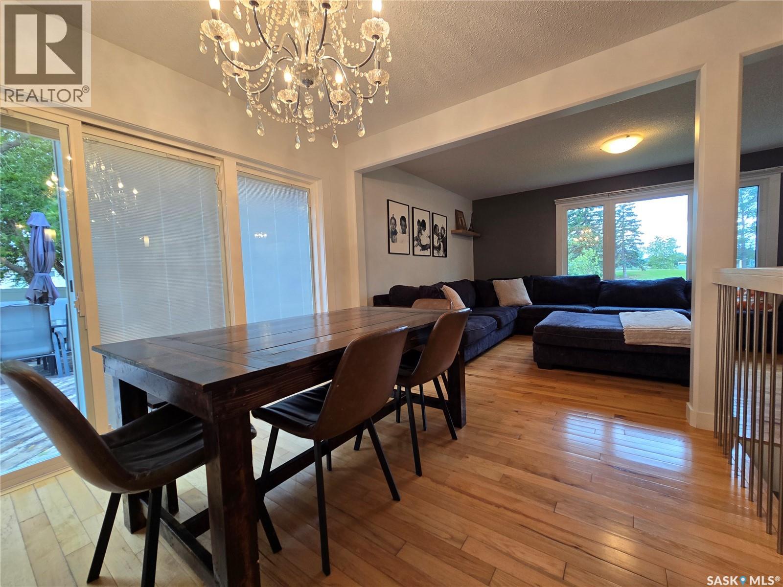 1205 Douglas Road, Weyburn, Saskatchewan  S4H 2P9 - Photo 9 - SK047176