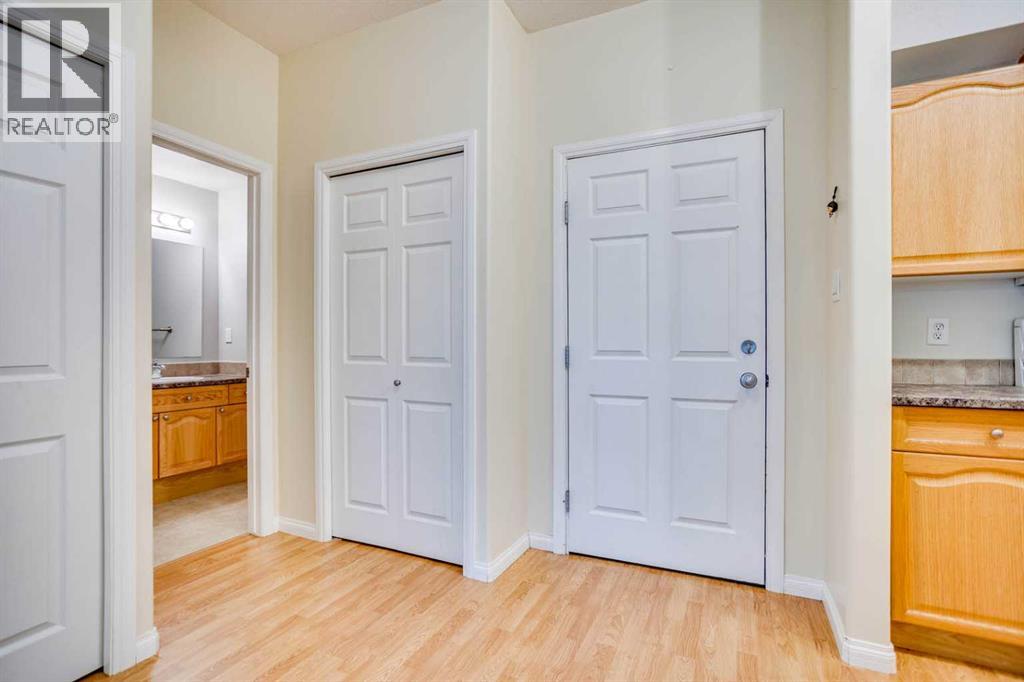 105, 290 Plamondon Drive, Fort Mcmurray, Alberta  T9K 0A5 - Photo 2 - A2341477