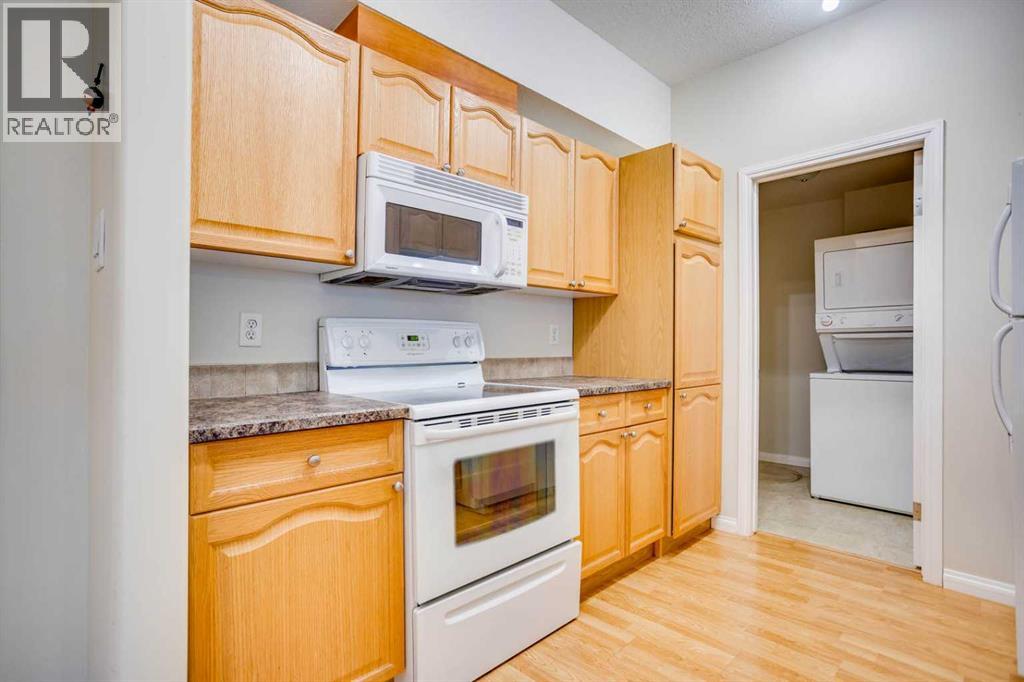 105, 290 Plamondon Drive, Fort Mcmurray, Alberta  T9K 0A5 - Photo 3 - A2341477