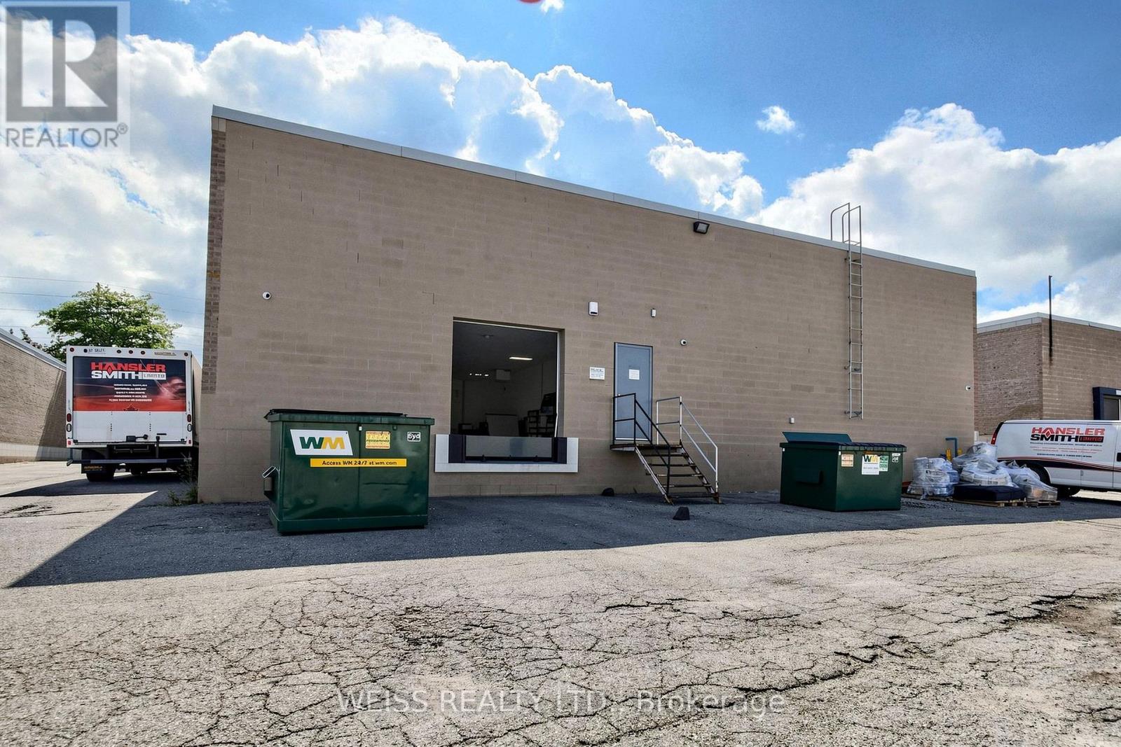 1581 Courtneypark Drive E, Mississauga, Ontario  L5T 1V9 - Photo 18 - W13697284