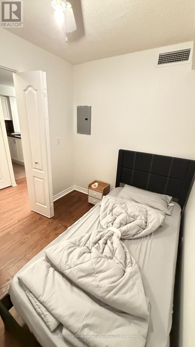 1203 - 1 Elm Drive, Mississauga, Ontario  L5B 3C2 - Photo 12 - W13728454